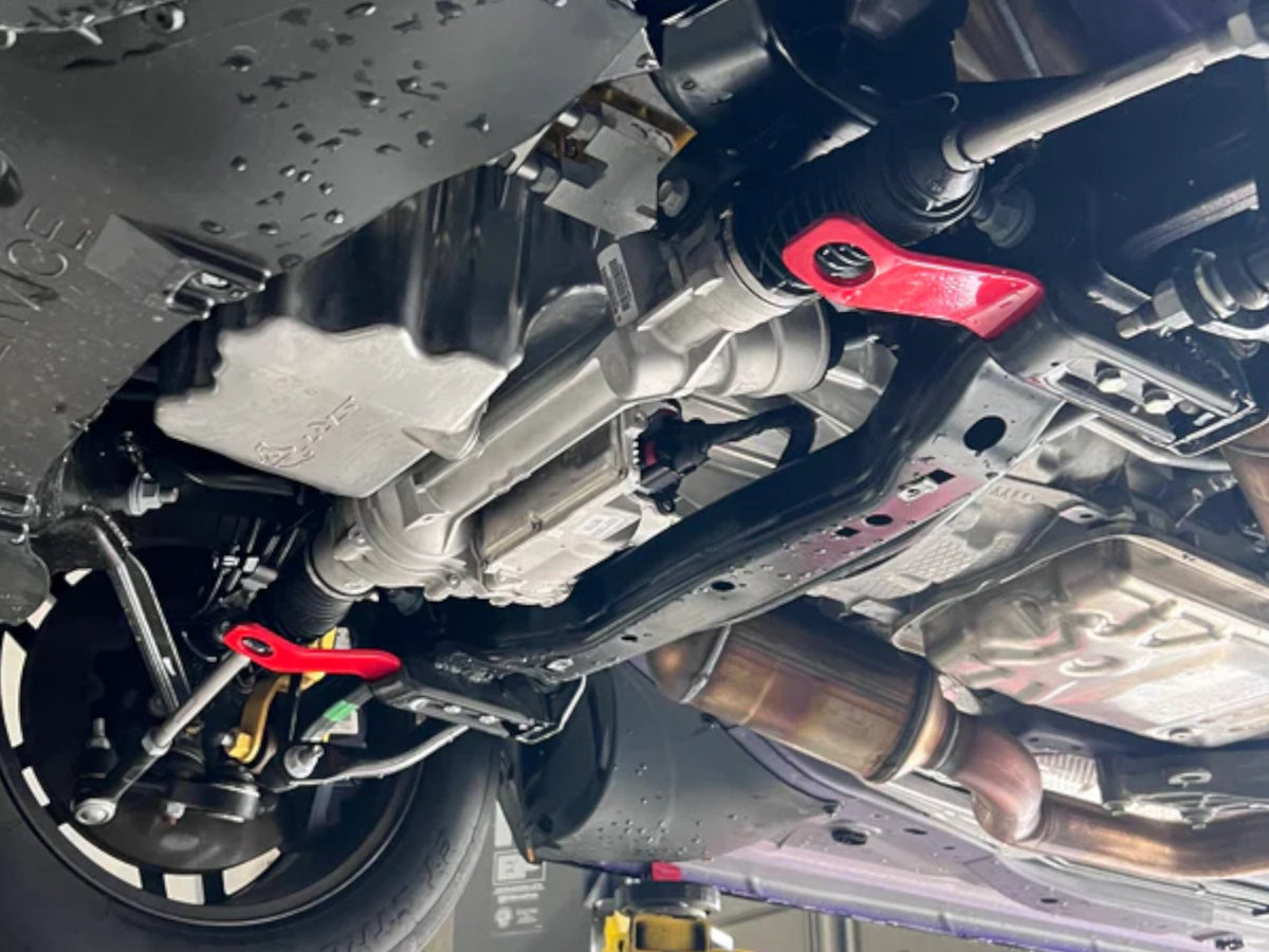 2008-23 Challenger - Strap Points