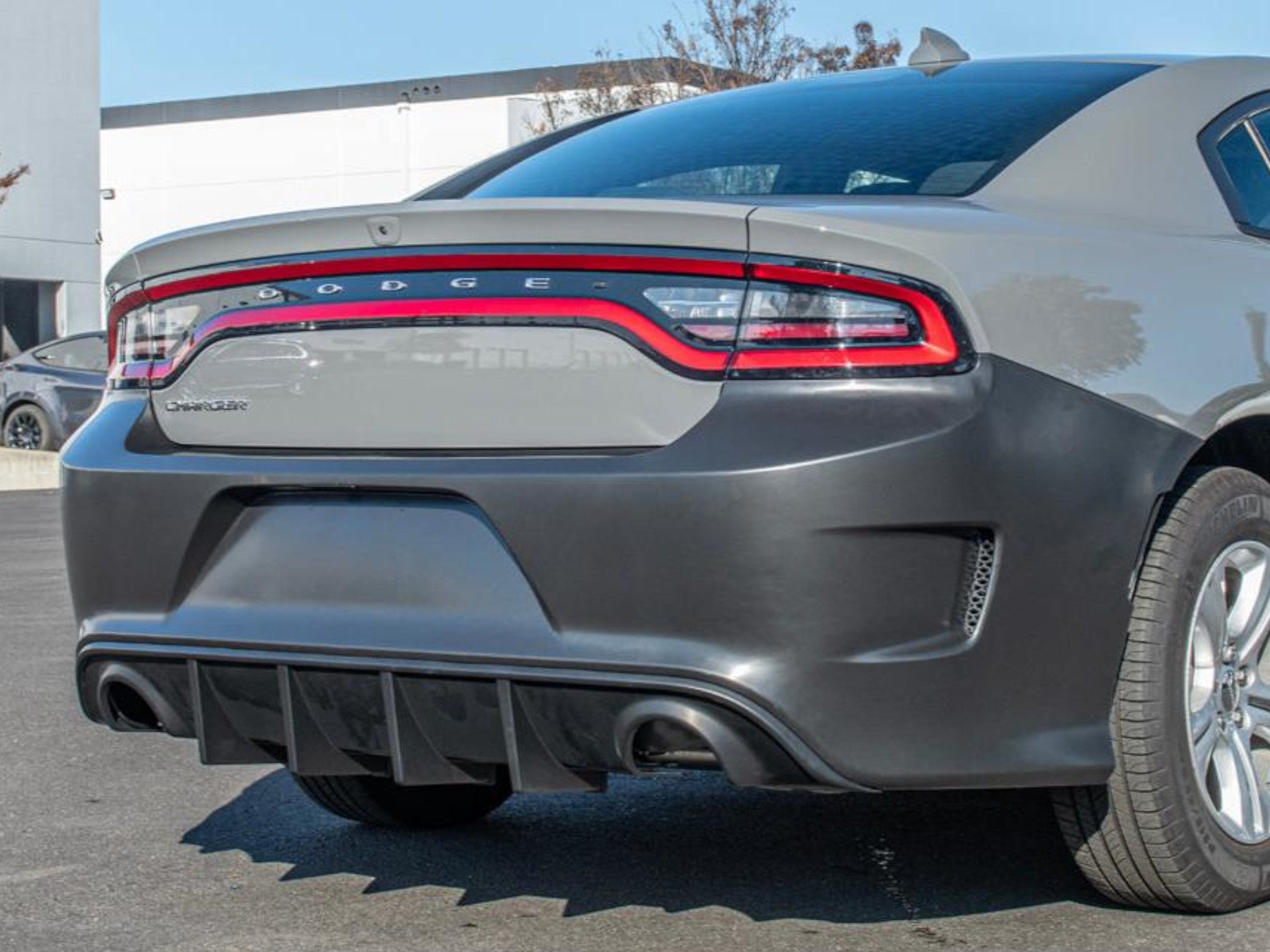 Hellcat Back 2015-23 Charger - SRT Hellcat Style Rear Bumper