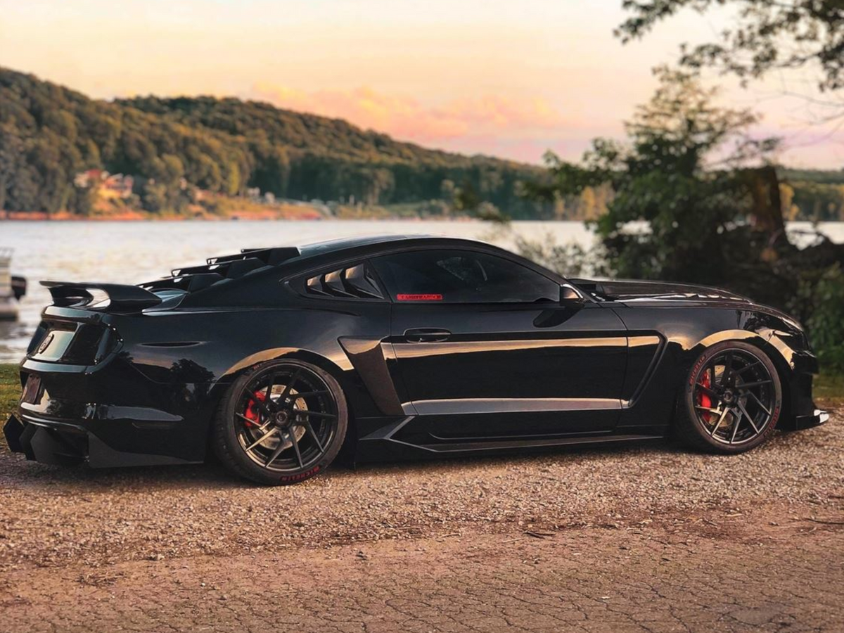 2015-23 Mustang - Bakkdraft Rear Window Louver