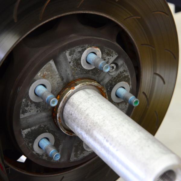 Camaro Corvette - MagAssist Wheel Mounting Assistance